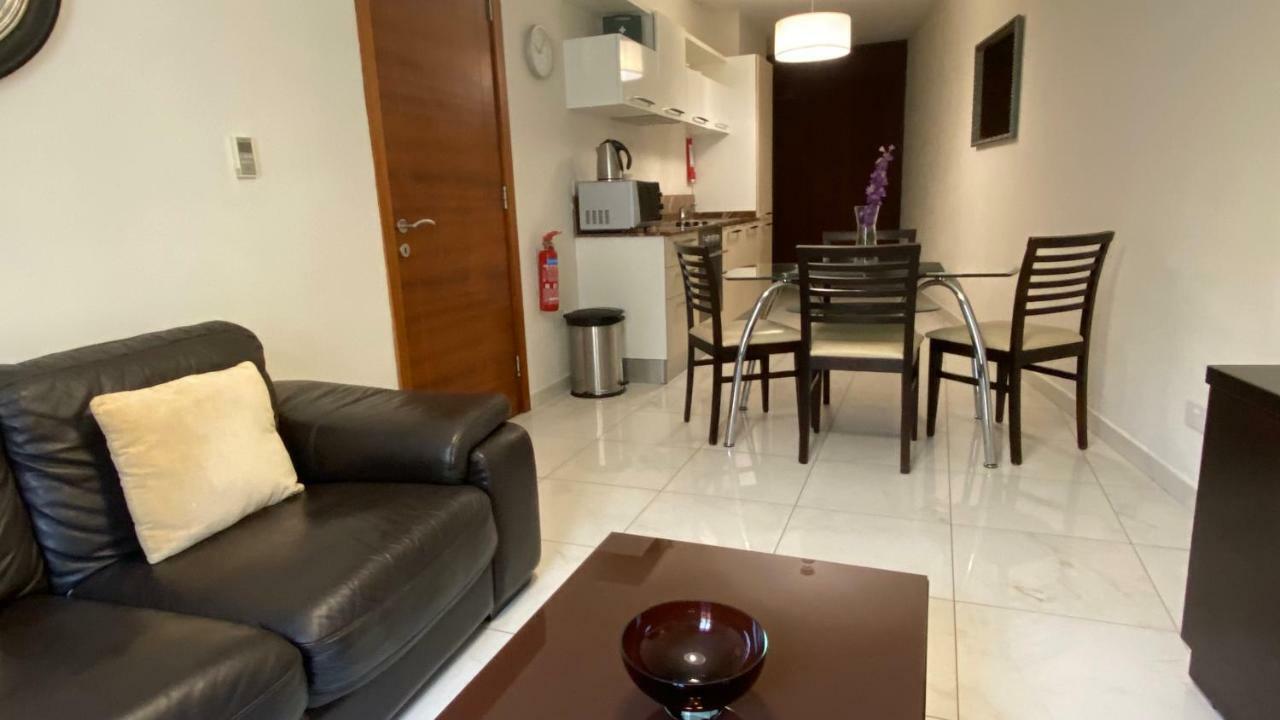 Onyx 3*