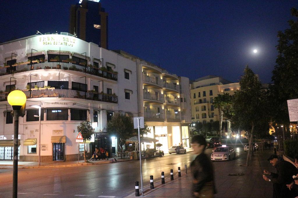 Aparthotel Onyx Saint Julian's