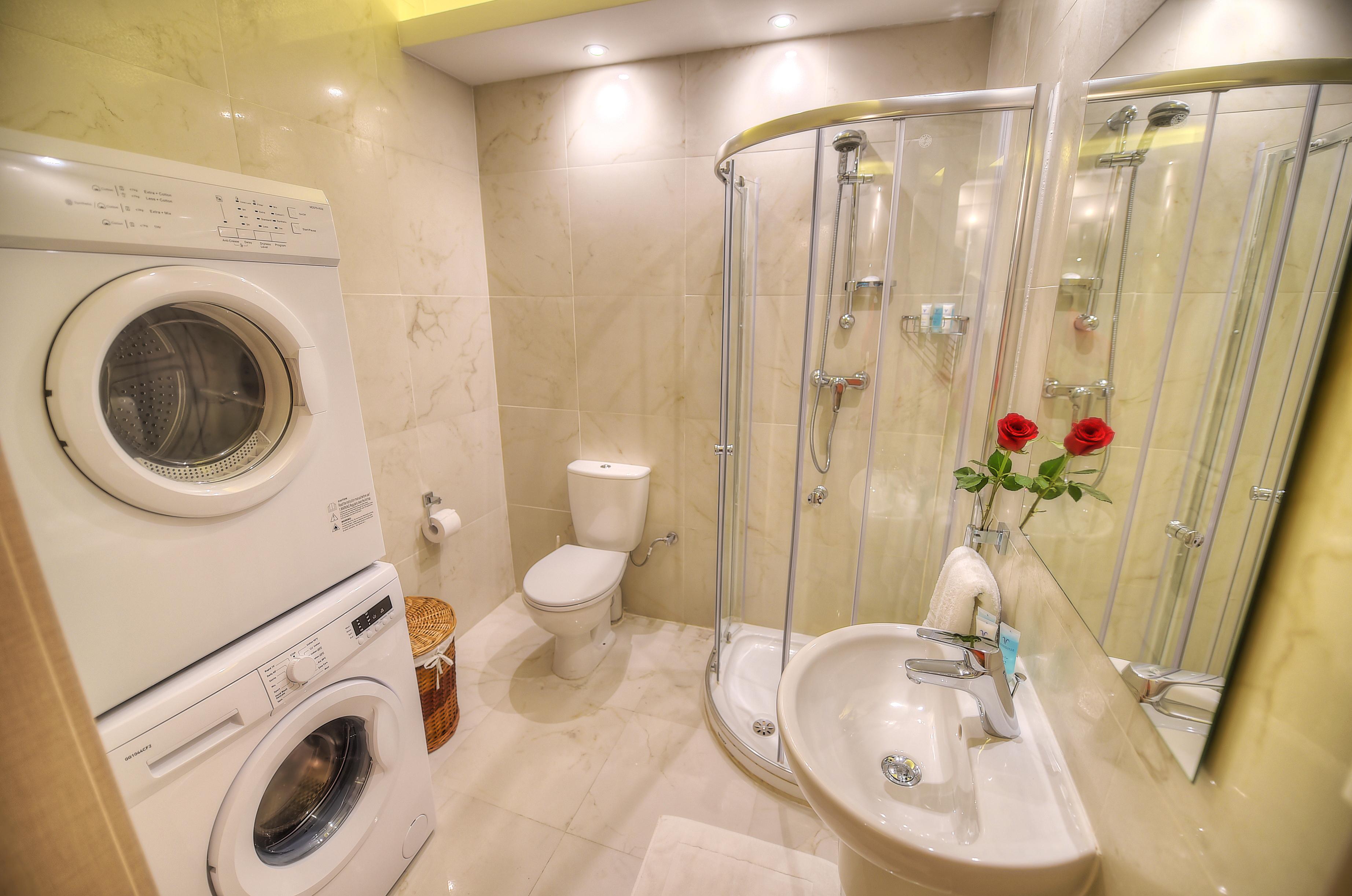 Onyx Aparthotel