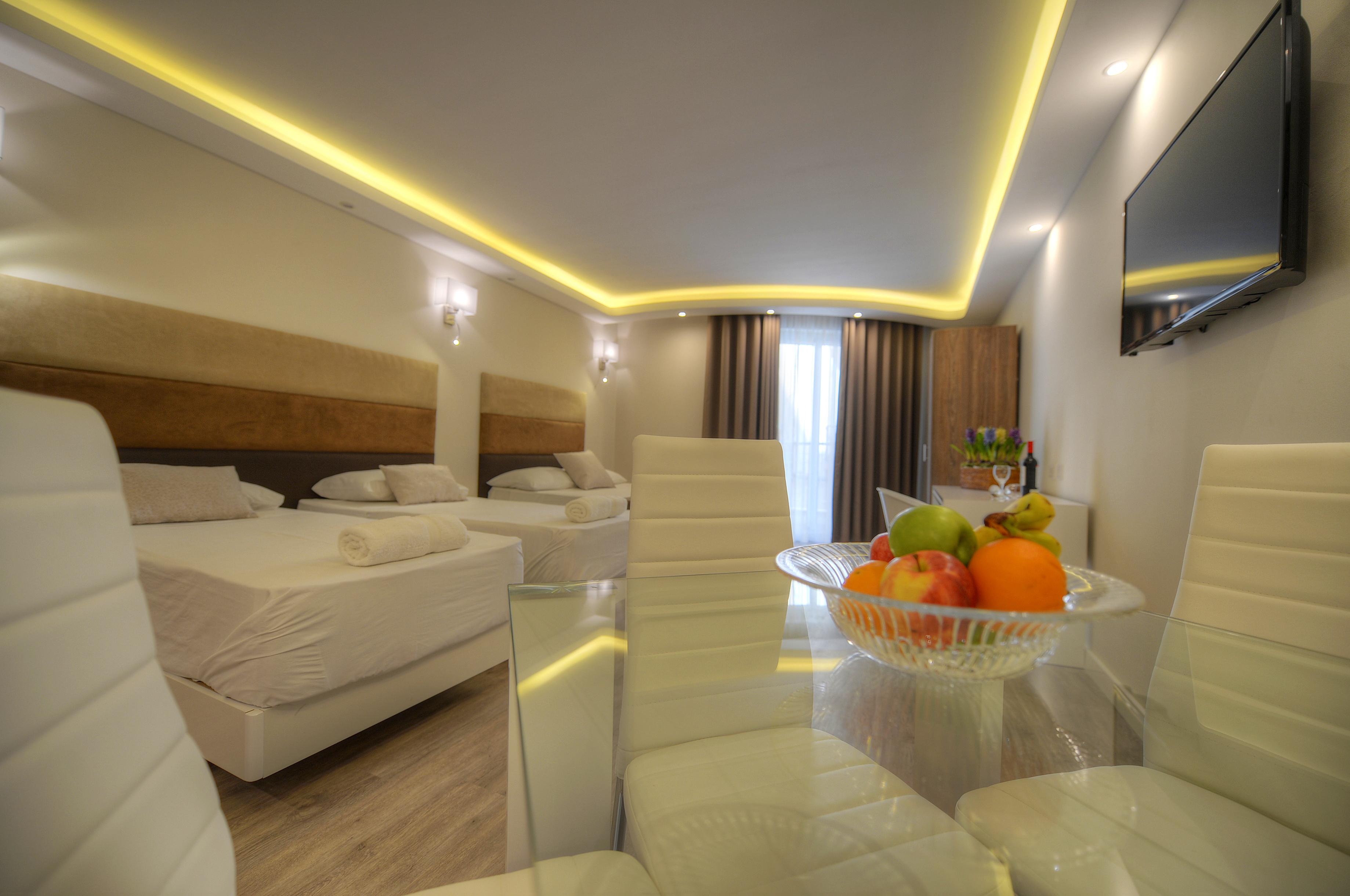 Aparthotel Onyx Saint Julian's