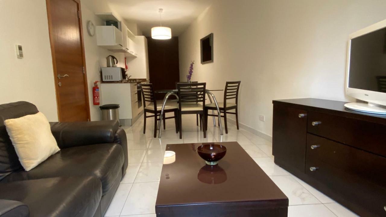 Onyx Aparthotel 3*