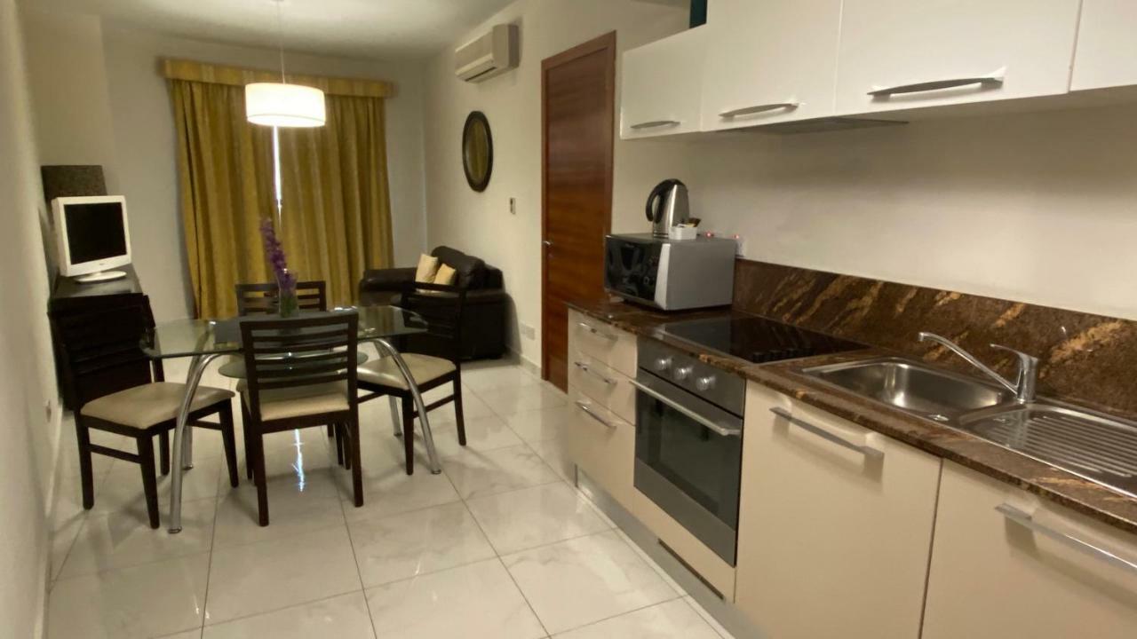 Onyx Aparthotel